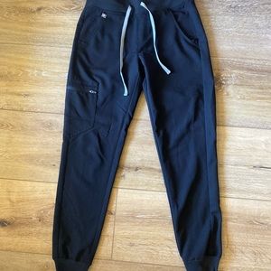 FIGS Zamora Jogger Scrub Pants